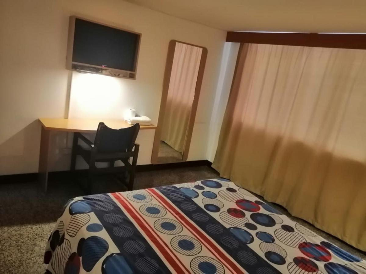 Hotel Del Oeste Cali Eksteriør bilde